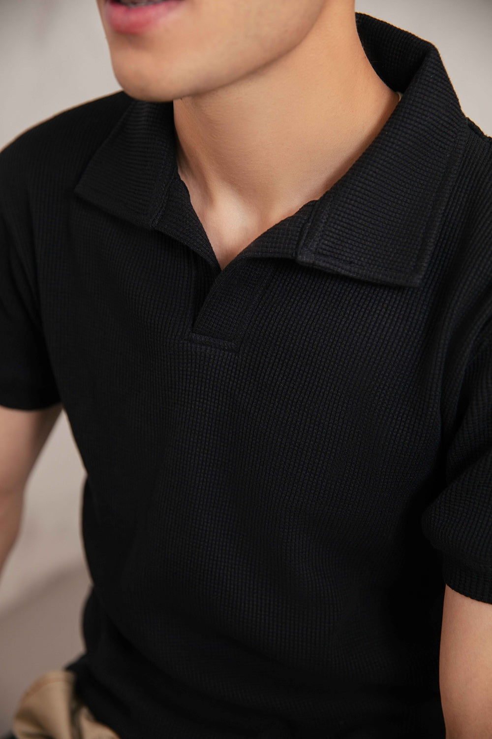 Textured V-Neck Polo | V-TVP1